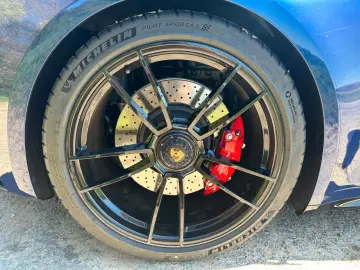 PORSCHE 911 CARRERA 4 GTS Coupe