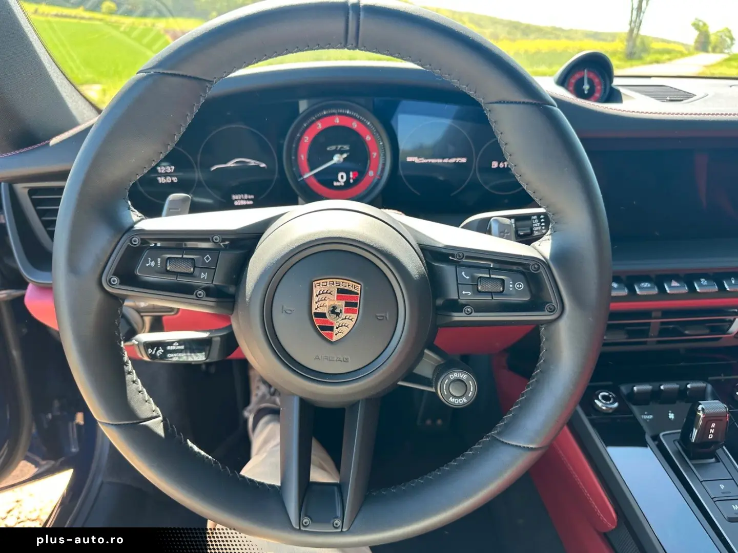 PORSCHE 911 CARRERA 4 GTS Coupe