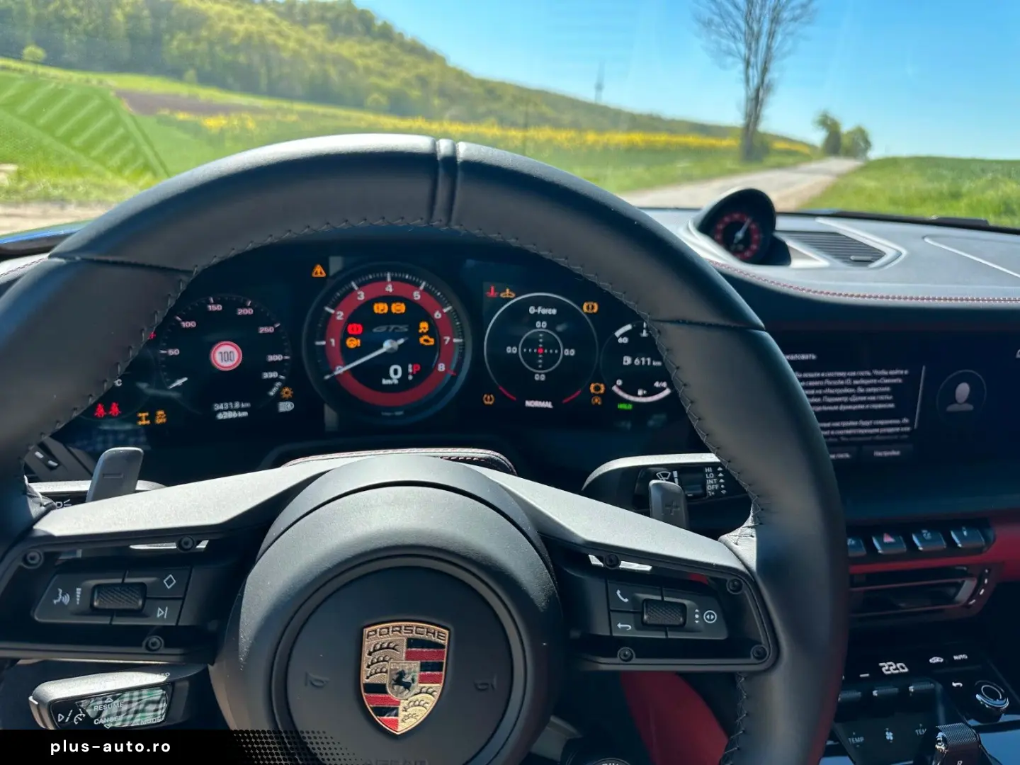 PORSCHE 911 CARRERA 4 GTS Coupe