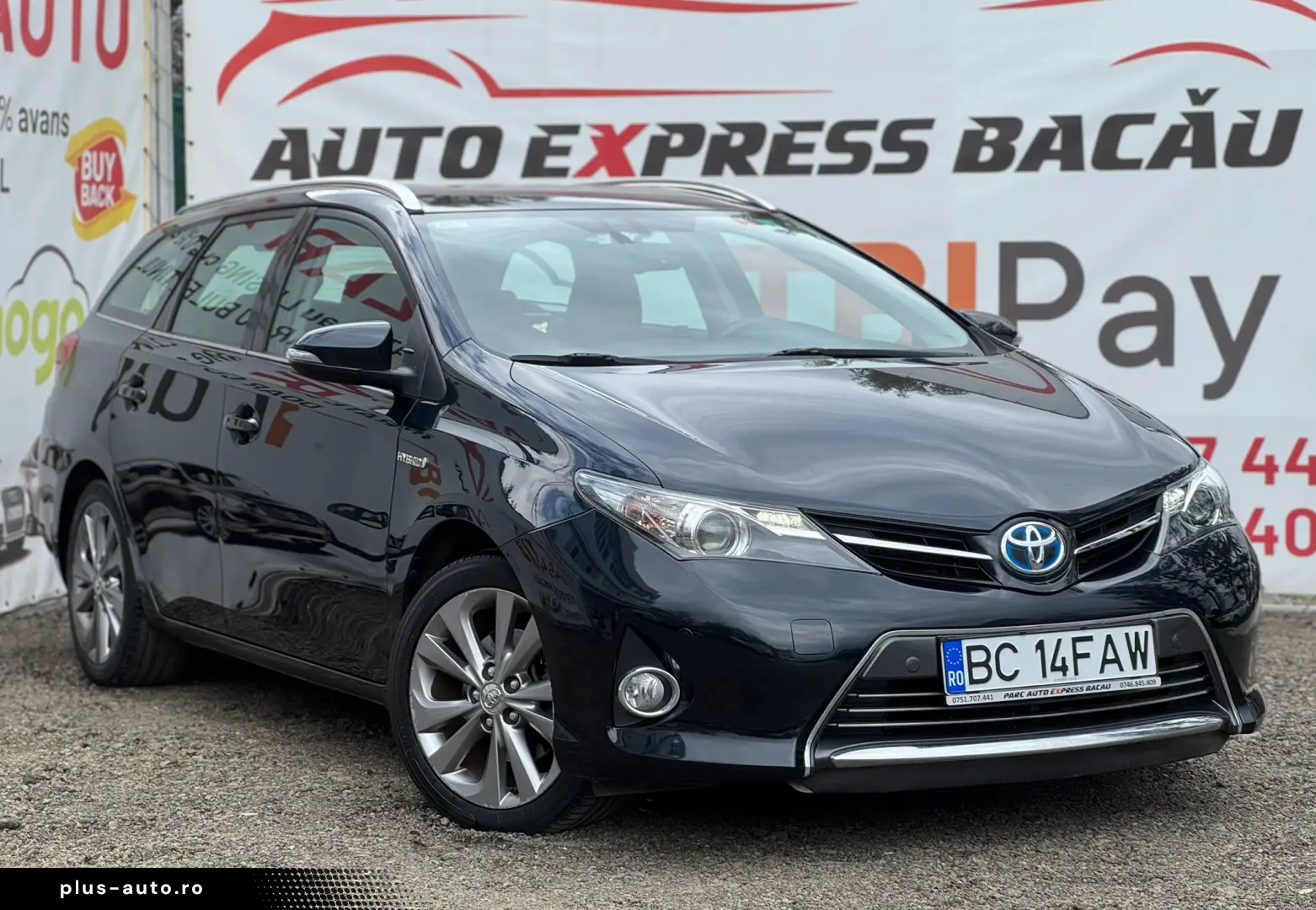 TOYOTA AURIS HYBRID