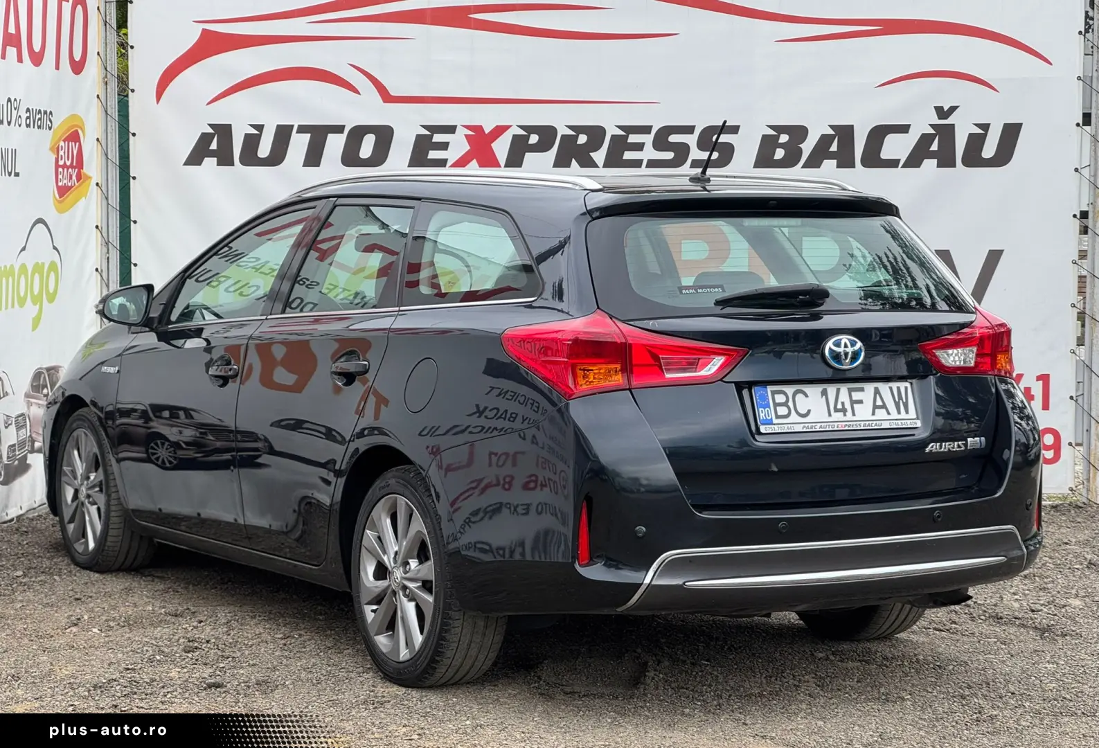 TOYOTA AURIS HYBRID