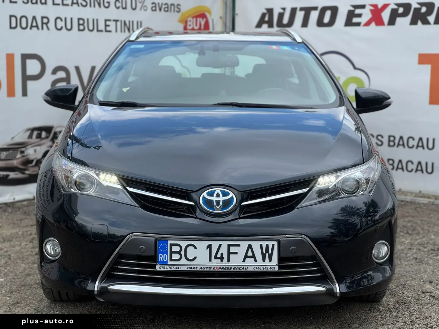 TOYOTA AURIS HYBRID