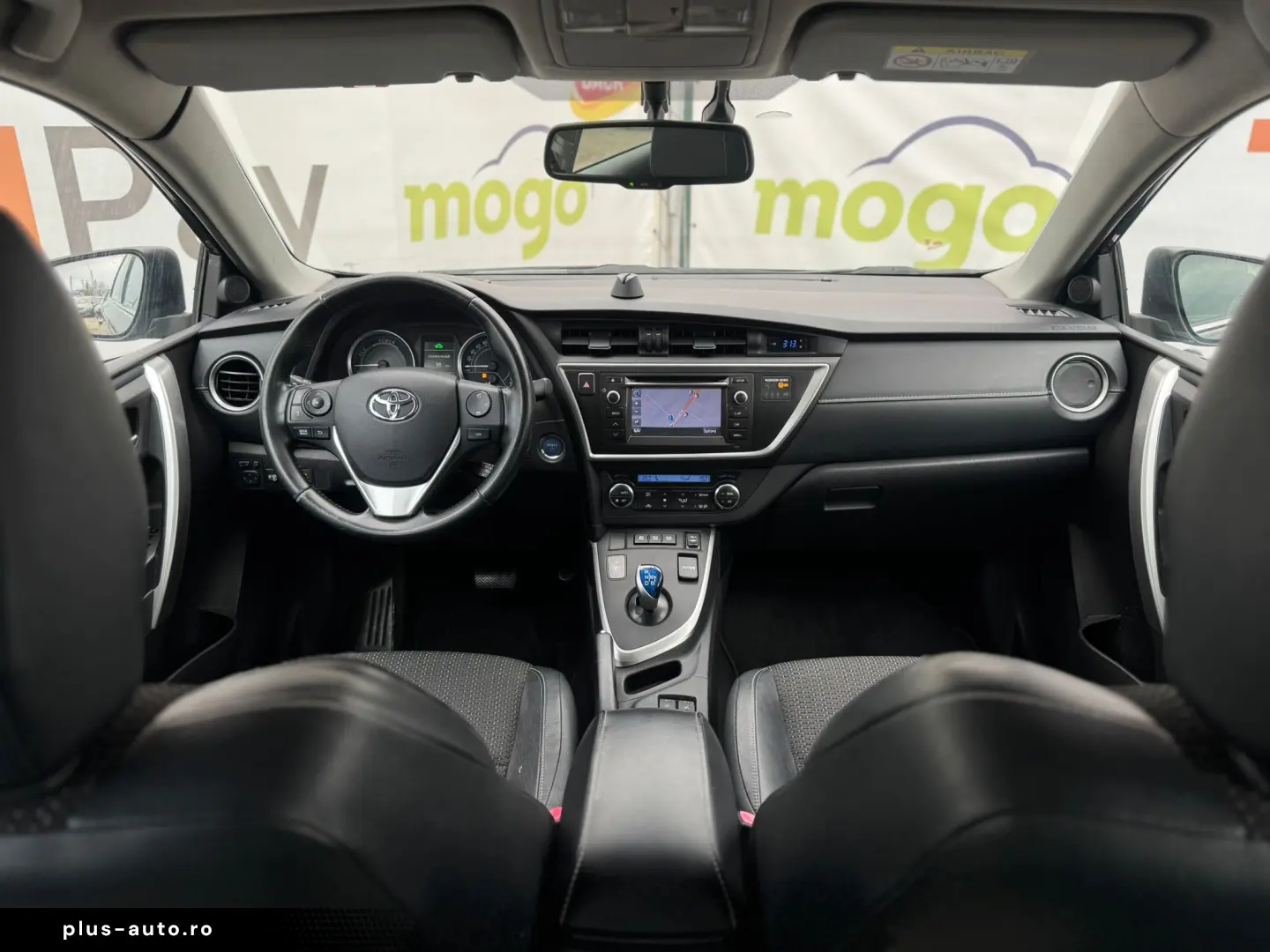 TOYOTA AURIS HYBRID
