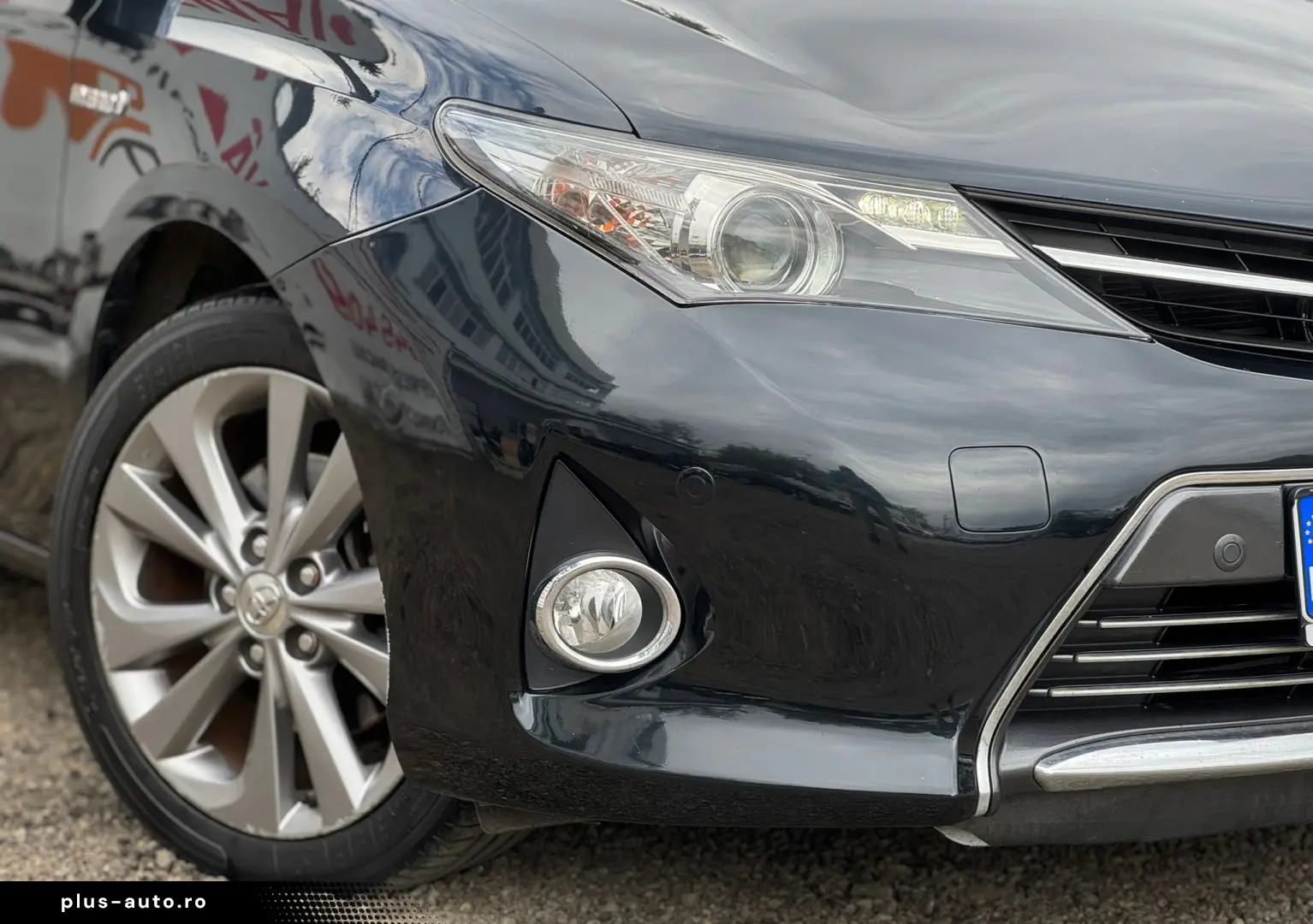 TOYOTA AURIS HYBRID