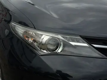 TOYOTA AURIS HYBRID