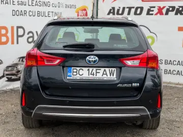 TOYOTA AURIS HYBRID
