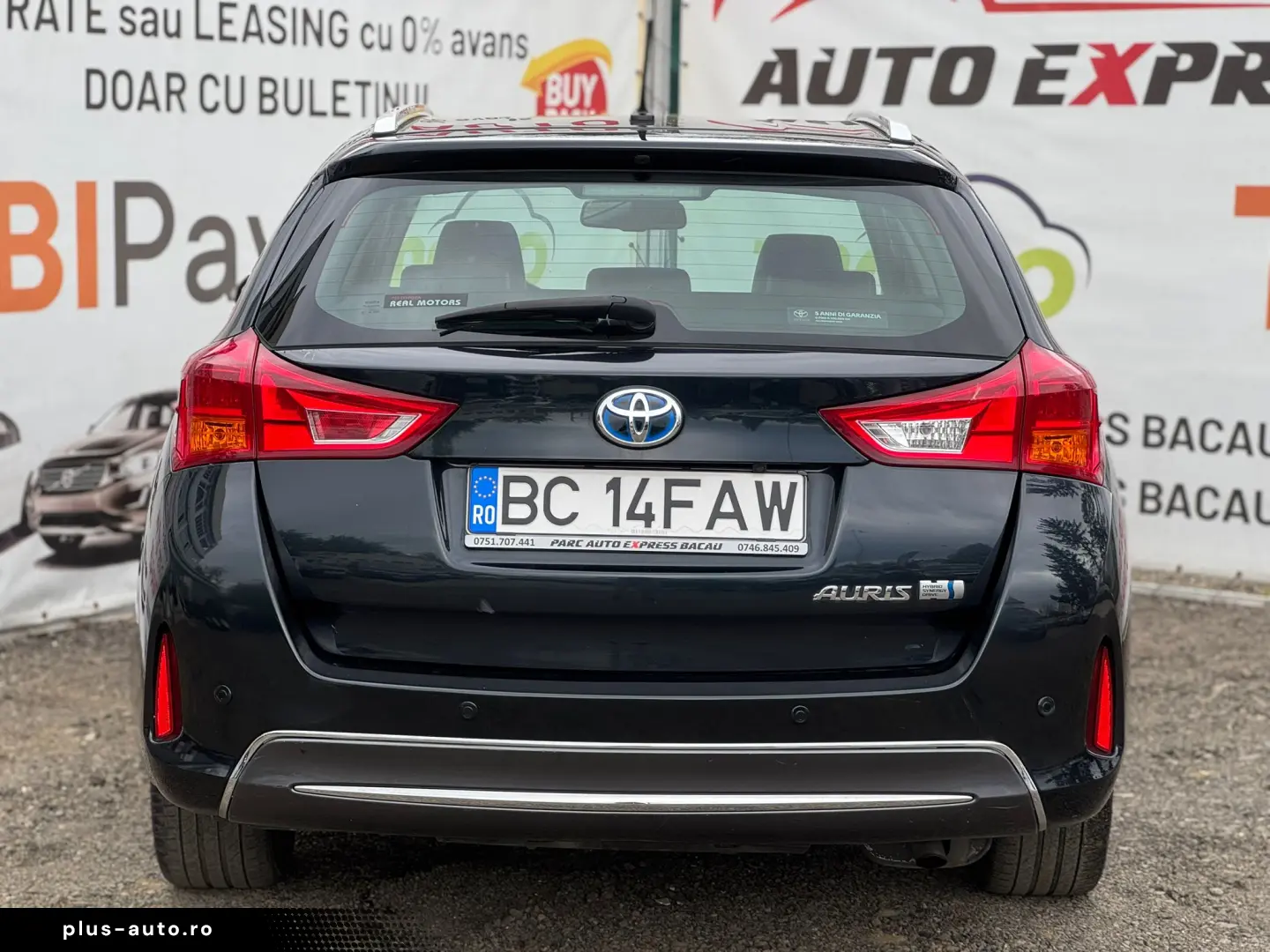 TOYOTA AURIS HYBRID