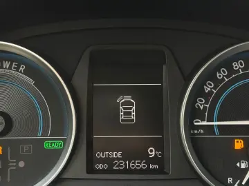 TOYOTA AURIS HYBRID