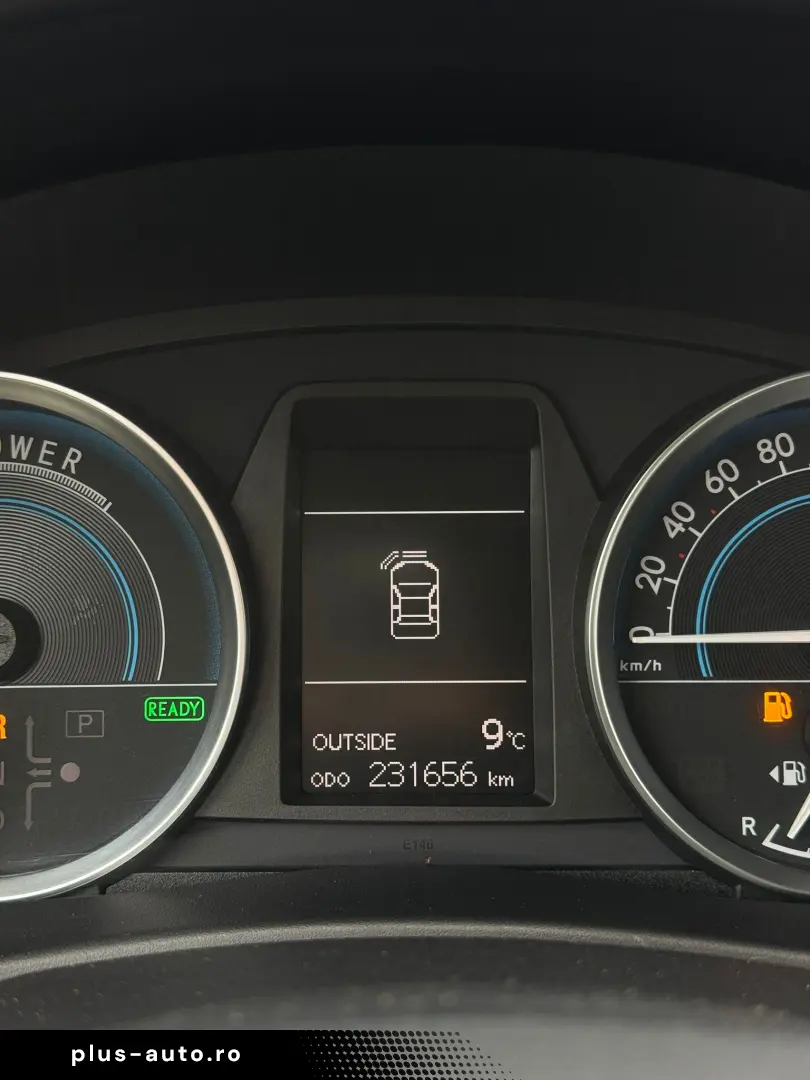TOYOTA AURIS HYBRID