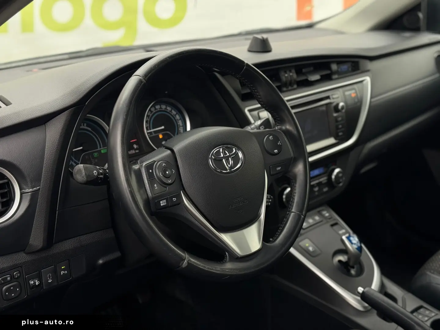 TOYOTA AURIS HYBRID