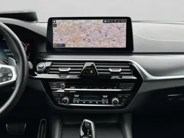 BMW 530i xDrive Limousine M Sportpaket Head-Up Stop&
