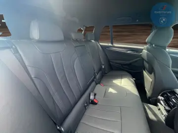BMW 530 i xDrive M-Sport Touring AHK HUD StandHZG