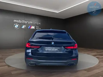 BMW 530 i xDrive M-Sport Touring AHK HUD StandHZG
