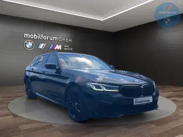 BMW 530 i xDrive M-Sport Touring AHK HUD StandHZG
