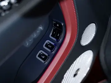 BENTLEY Continental GT Speed V8 Hybrid MJ2025