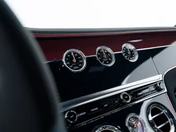 BENTLEY Continental GT Speed V8 Hybrid MJ2025