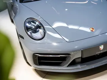 PORSCHE 992 Targa 4S  Heritage  BOSE  PDLS   Chrono  18w