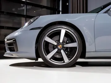 PORSCHE 992 Targa 4S  Heritage  BOSE  PDLS   Chrono  18w
