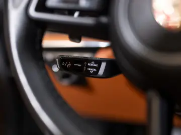PORSCHE 992 Targa 4S  Heritage  BOSE  PDLS   Chrono  18w