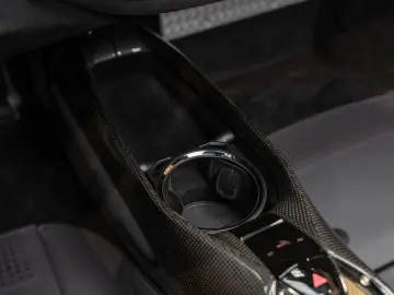 FERRARI SF90 Spider Full Carbon 4.0 V8 Carbon Seats