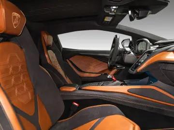 LAMBORGHINI Revuelto MY25  Ad Personam Full Carbon Full Assi