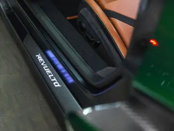 LAMBORGHINI Revuelto MY25  Ad Personam Full Carbon Full Assi