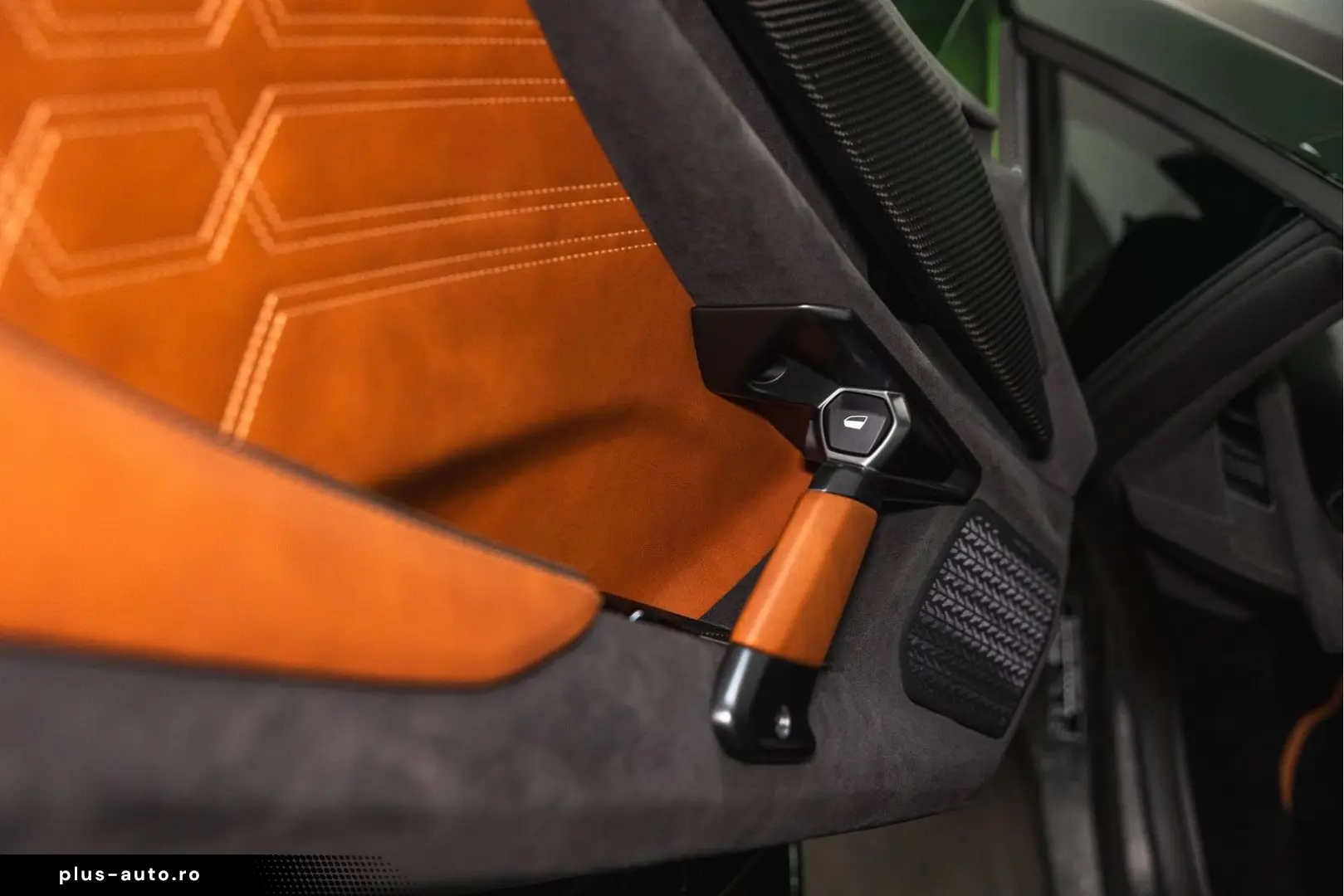 LAMBORGHINI Revuelto MY25  Ad Personam Full Carbon Full Assi