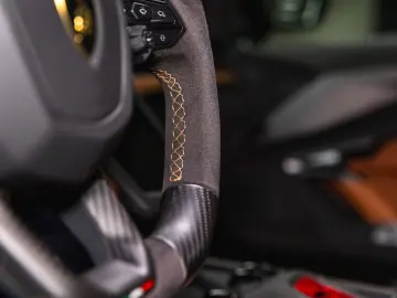 LAMBORGHINI Revuelto MY25  Ad Personam Full Carbon Full Assi