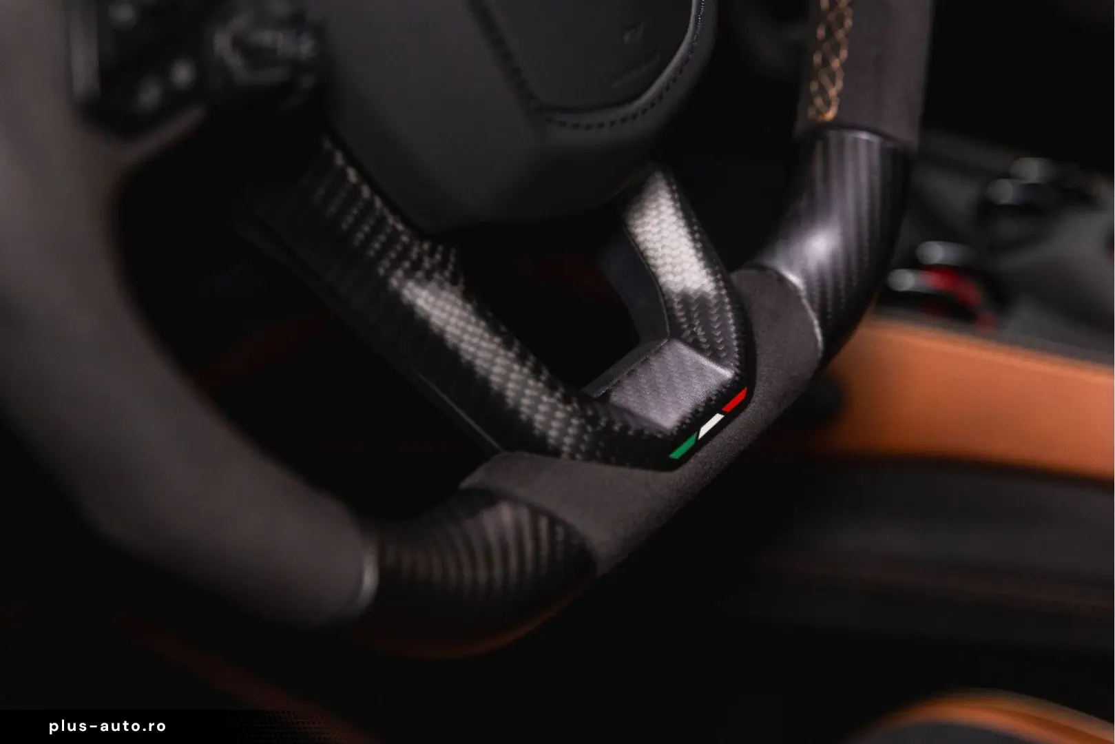 LAMBORGHINI Revuelto MY25  Ad Personam Full Carbon Full Assi