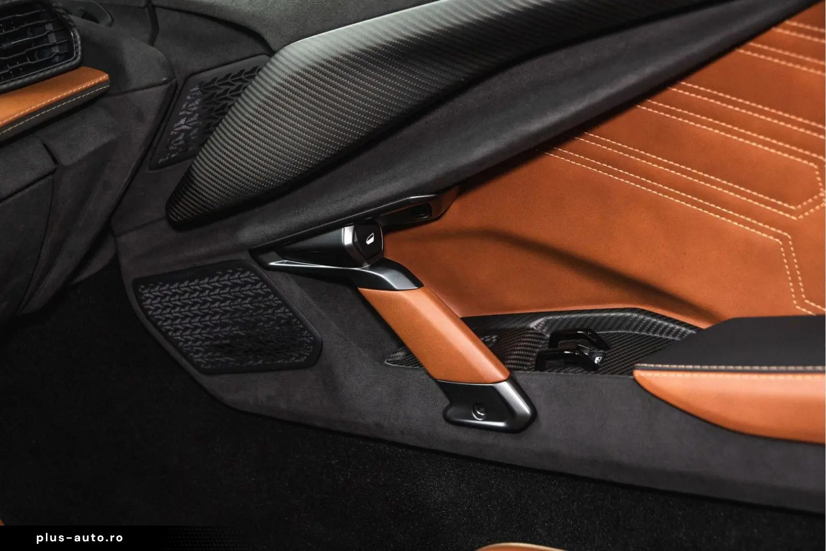 LAMBORGHINI Revuelto MY25  Ad Personam Full Carbon Full Assi