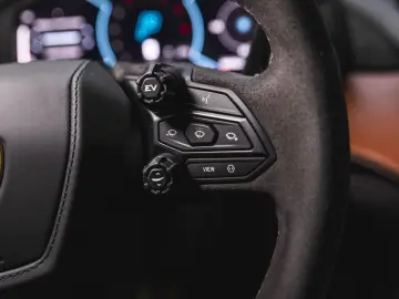 LAMBORGHINI Revuelto MY25  Ad Personam Full Carbon Full Assi