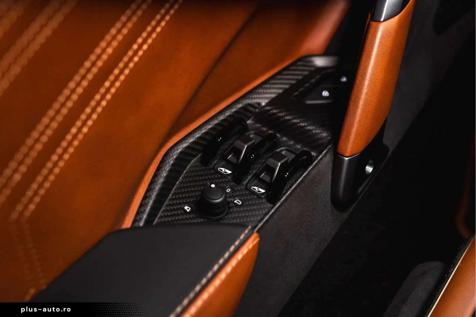 LAMBORGHINI Revuelto MY25  Ad Personam Full Carbon Full Assi