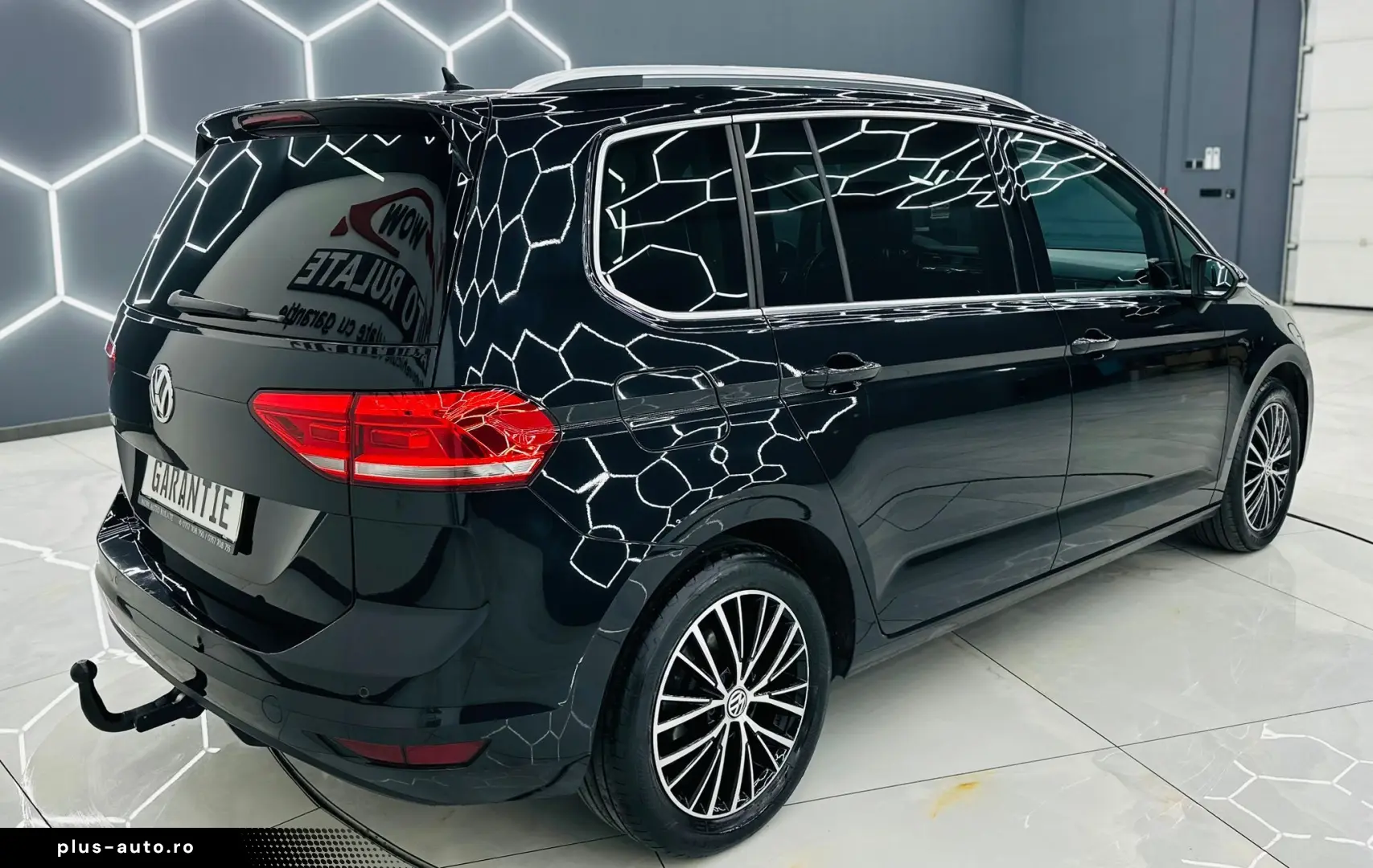 VOLKSWAGEN TOURAN 2019 1.6D E6 7 Locuri Garantie 12 Luni Rat