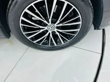 VOLKSWAGEN TOURAN 2019 1.6D E6 7 Locuri Garantie 12 Luni Rat