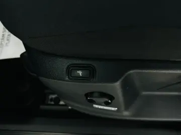 VOLKSWAGEN TOURAN 2019 1.6D E6 7 Locuri Garantie 12 Luni Rat