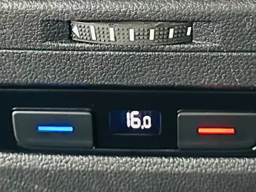 VOLKSWAGEN TOURAN 2019 1.6D E6 7 Locuri Garantie 12 Luni Rat