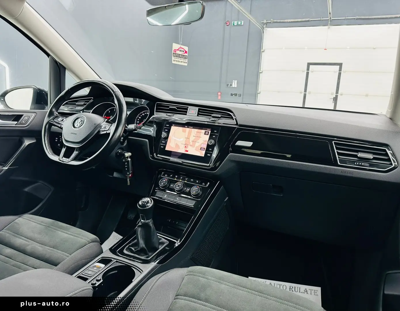 VOLKSWAGEN TOURAN 2019 1.6D E6 7 Locuri Garantie 12 Luni Rat