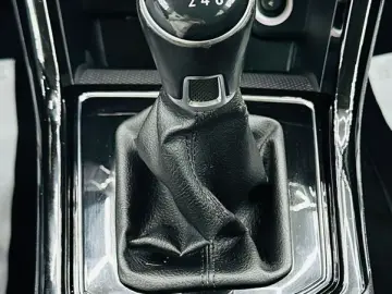 VOLKSWAGEN TOURAN 2019 1.6D E6 7 Locuri Garantie 12 Luni Rat