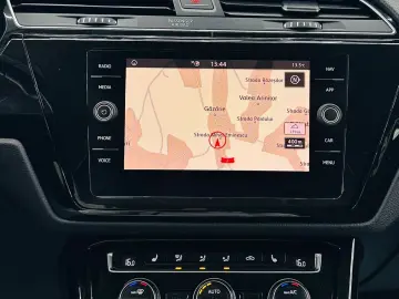 VOLKSWAGEN TOURAN 2019 1.6D E6 7 Locuri Garantie 12 Luni Rat