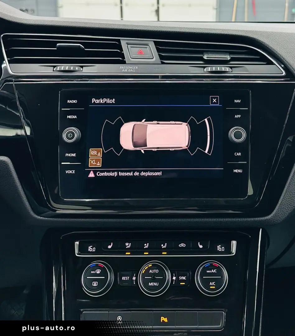 VOLKSWAGEN TOURAN 2019 1.6D E6 7 Locuri Garantie 12 Luni Rat