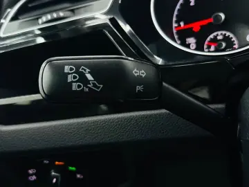 VOLKSWAGEN TOURAN 2019 1.6D E6 7 Locuri Garantie 12 Luni Rat