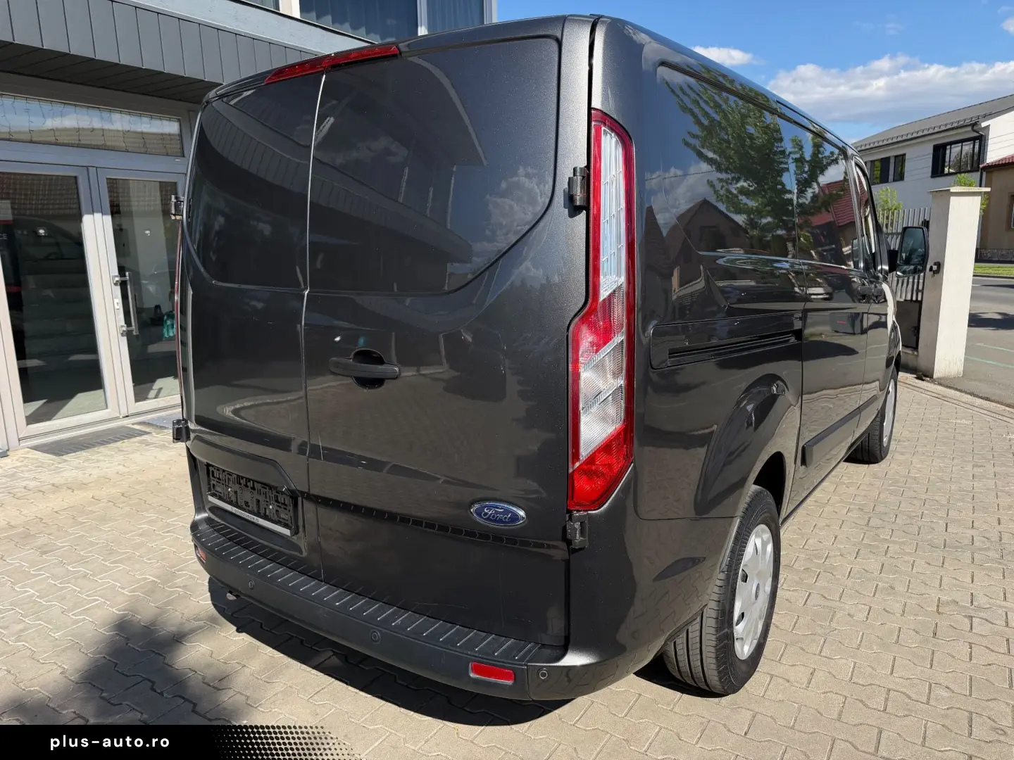 Ford Transit-Custom-