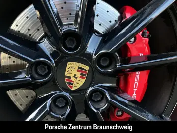 PORSCHE 992 911 Carrera 4S Cabrio HA-Lenkung Nachtsicht