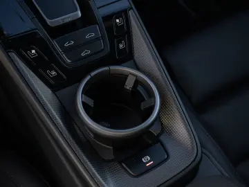 PORSCHE 992 Carrera 4 GTS Lift-VA BOSE Surround View