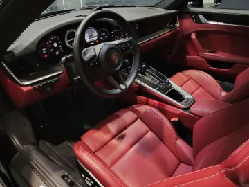 PORSCHE 992 Turbo S  TOP Ausstattung  Sport Chrono