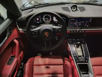 PORSCHE 992 Turbo S  TOP Ausstattung  Sport Chrono