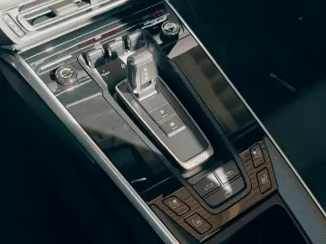 PORSCHE 911   992 TURBO CABRIOLET - AUS ERSTBESITZ