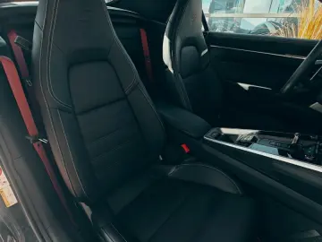 PORSCHE 911   992 TURBO CABRIOLET - AUS ERSTBESITZ
