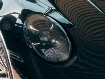 PORSCHE 911   992 TURBO CABRIOLET - AUS ERSTBESITZ