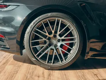 PORSCHE 911   992 TURBO CABRIOLET - AUS ERSTBESITZ